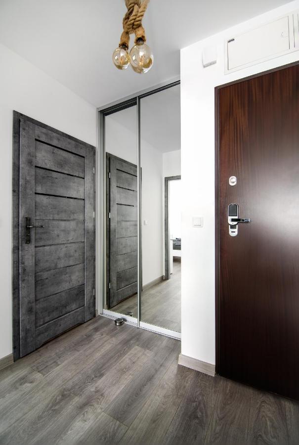 Unique Apt Eve - Free Garage Краків Екстер'єр фото